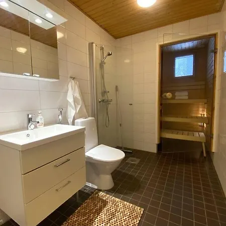 Saunallinen Kaksio 53 M2 Meren Laeheisyydessae Appartamento *