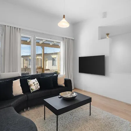 Saunallinen Kaksio 53 M2 Meren Laeheisyydessae 公寓 *