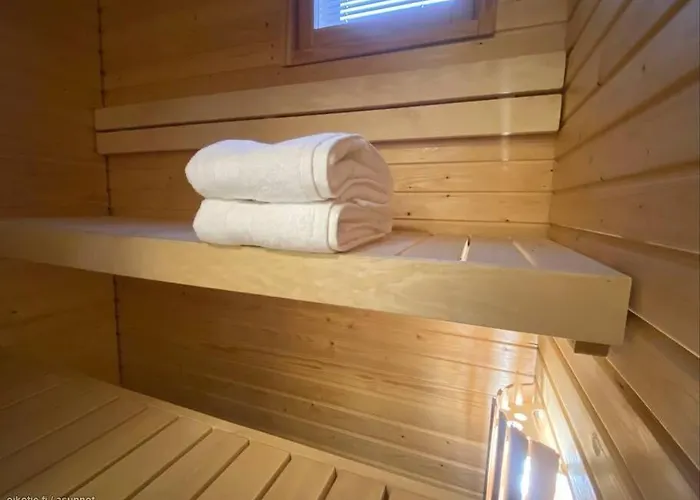 Апартаменты Saunallinen Kaksio 53 M2 Meren Laeheisyydessae *