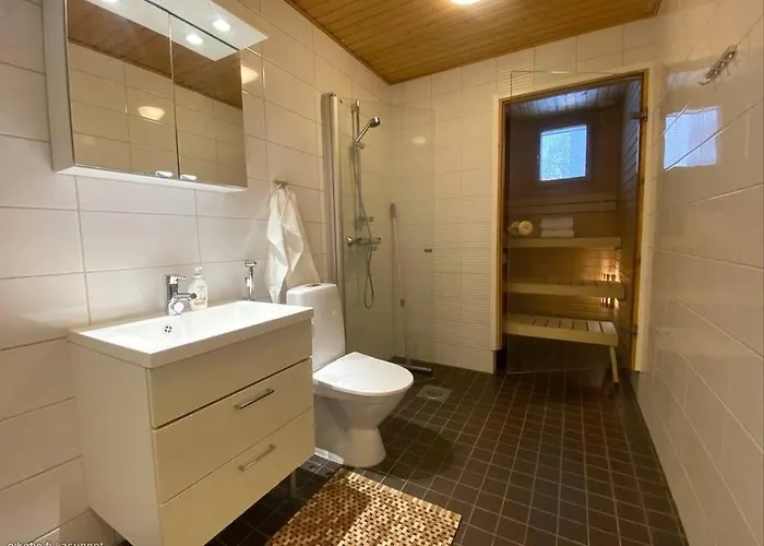 Saunallinen Kaksio 53 M2 Meren Laeheisyydessae Апартаменты *